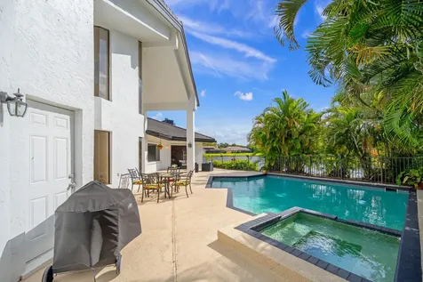 3740 Canterbury Way Boca Raton FL 33434