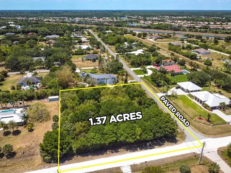 Lot P-82 167th Court Palm Beach Gardens FL 33418