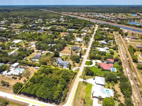 Lot P-82 167th Court Palm Beach Gardens FL 33418