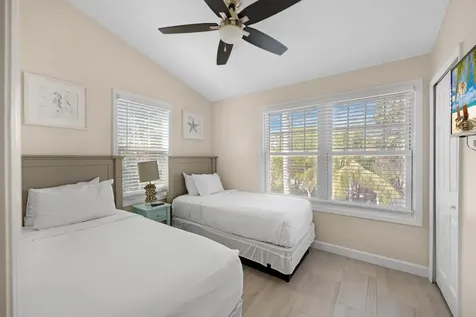 7051 Harbor Village Drive Duck Key FL 33050