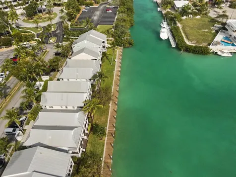 7051 Harbor Village Drive Duck Key FL 33050