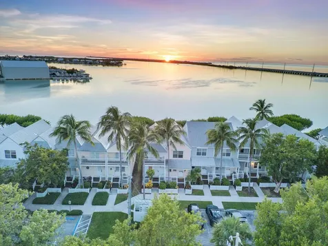 7051 Harbor Village Drive Duck Key FL 33050
