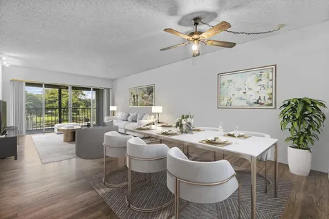 3905 N Nob Hill Road Sunrise FL 33351
