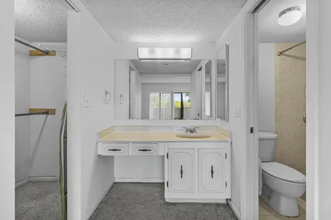 3905 N Nob Hill Road Sunrise FL 33351