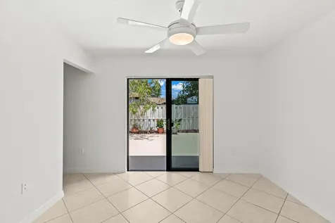 9694 Boca Gardens A Parkway Boca Raton FL 33496