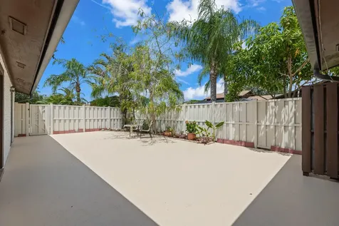 9694 Boca Gardens A Parkway Boca Raton FL 33496