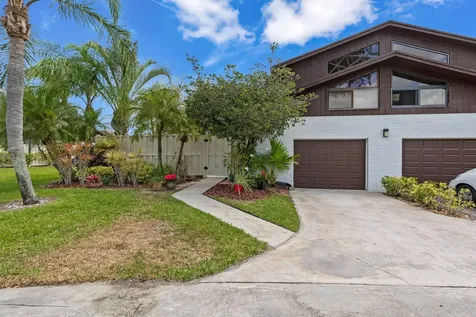 9694 Boca Gardens A Parkway Boca Raton FL 33496