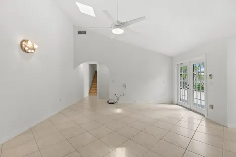 9694 Boca Gardens A Parkway Boca Raton FL 33496