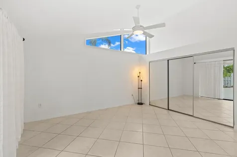 9694 Boca Gardens A Parkway Boca Raton FL 33496