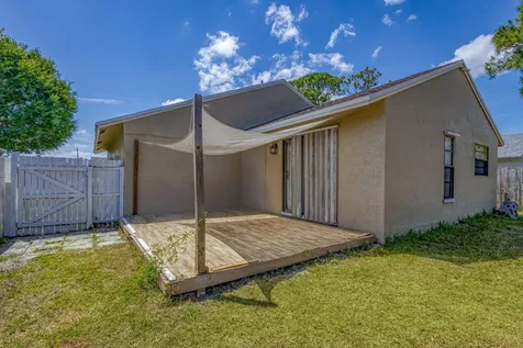 5855 Se Mitzi Lane Stuart FL 34997