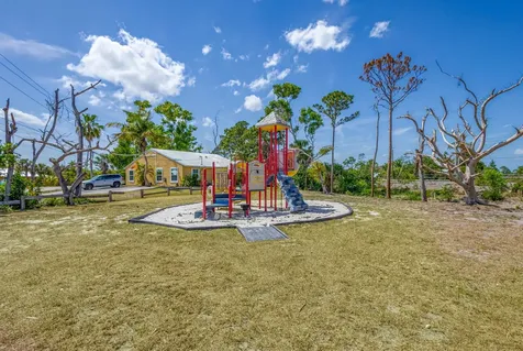 5855 Se Mitzi Lane Stuart FL 34997