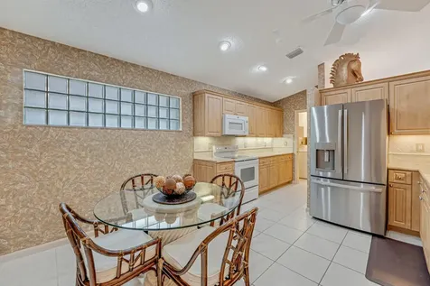 9870 Harbour Lake Circle Boynton Beach FL 33437