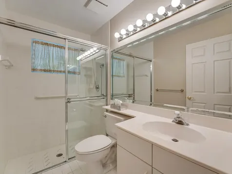 9870 Harbour Lake Circle Boynton Beach FL 33437