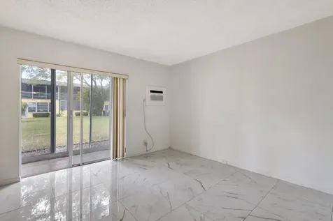 144 Sussex H West Palm Beach FL 33417