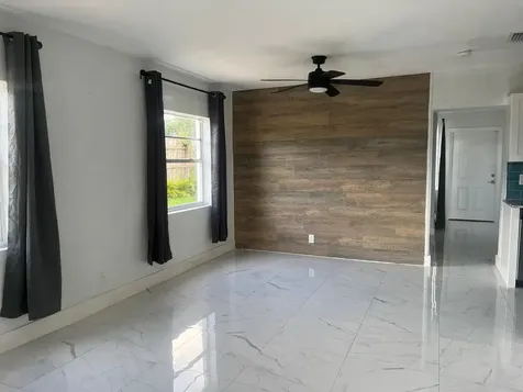 2340 Avenue M Riviera Beach FL 33404