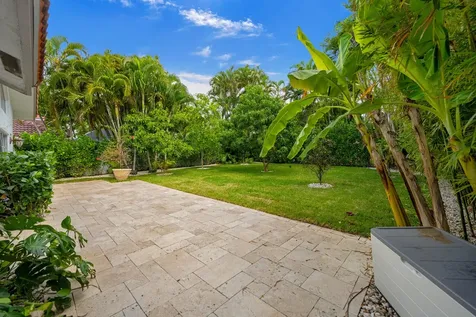 2075 Nw 52nd Street Boca Raton FL 33496