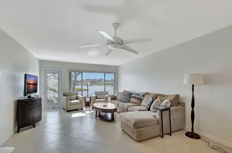 9214 Flynn Circle Boca Raton FL 33496