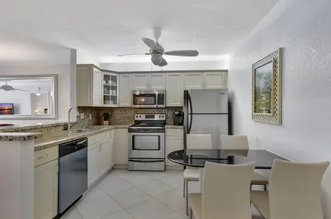 9214 Flynn Circle Boca Raton FL 33496