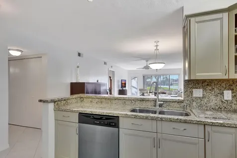 9214 Flynn Circle Boca Raton FL 33496
