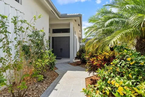 201 Orange Tree Drive Atlantis FL 33462