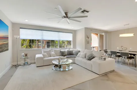 604 Ne Rossetti Lane Boca Raton FL 33487