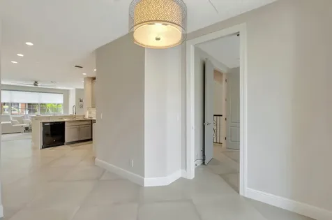 604 Ne Rossetti Lane Boca Raton FL 33487