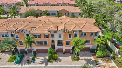 604 Ne Rossetti Lane Boca Raton FL 33487