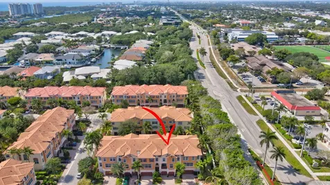 604 Ne Rossetti Lane Boca Raton FL 33487