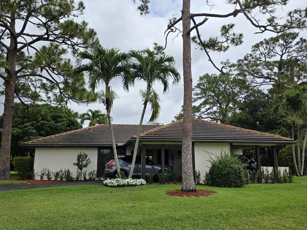 435 Pine Villa Drive Atlantis FL 33462