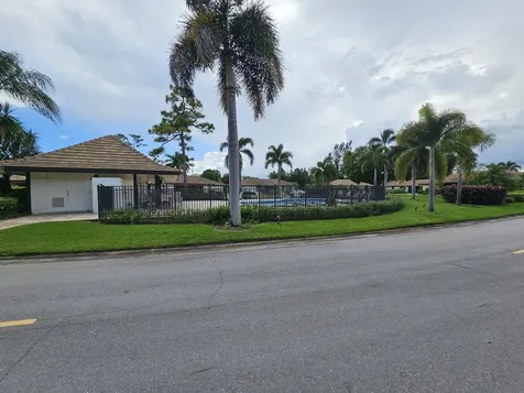 435 Pine Villa Drive Atlantis FL 33462