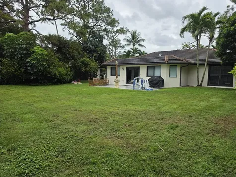 435 Pine Villa Drive Atlantis FL 33462