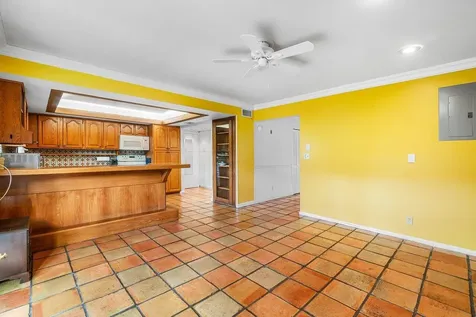 27 Sw 5th Way Boca Raton FL 33432