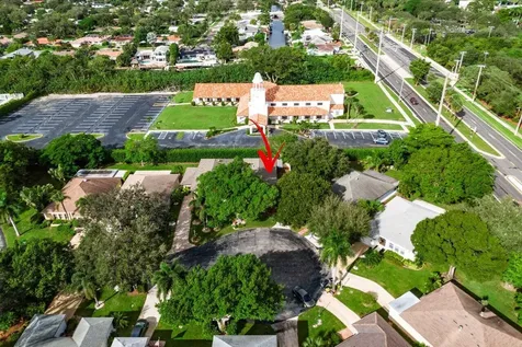 27 Sw 5th Way Boca Raton FL 33432