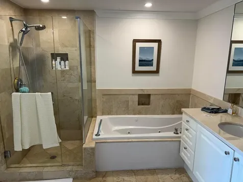 3400 Sw 27th Avenue Miami FL 33133