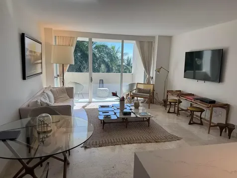 3400 Sw 27th Avenue Miami FL 33133