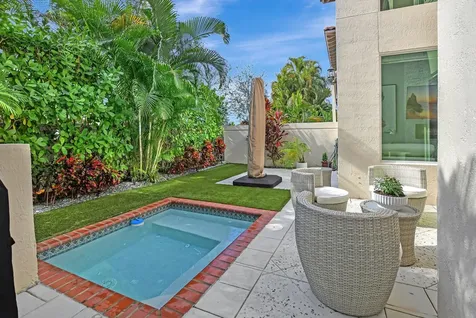 2530 Nw 52nd Street Boca Raton FL 33496