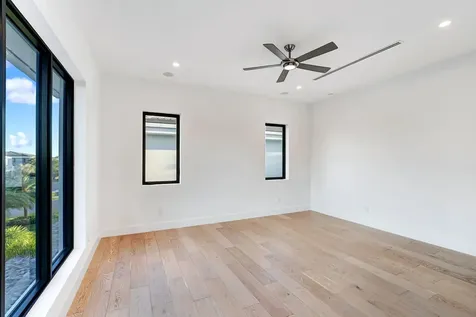 1133 Ne 3rd Avenue Boca Raton FL 33432