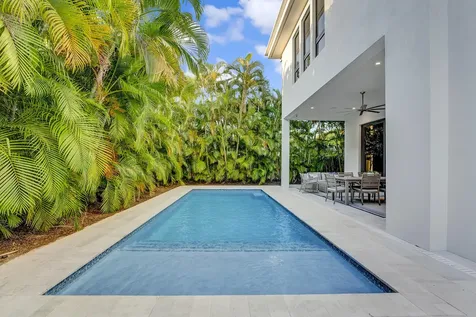 1133 Ne 3rd Avenue Boca Raton FL 33432