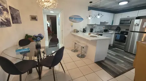 201 Kent L West Palm Beach FL 33417