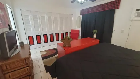 201 Kent L West Palm Beach FL 33417