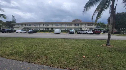 201 Kent L West Palm Beach FL 33417