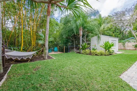 404 S Caloosahatchee Avenue Jupiter FL 33458