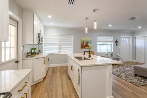 404 S Caloosahatchee Avenue Jupiter FL 33458