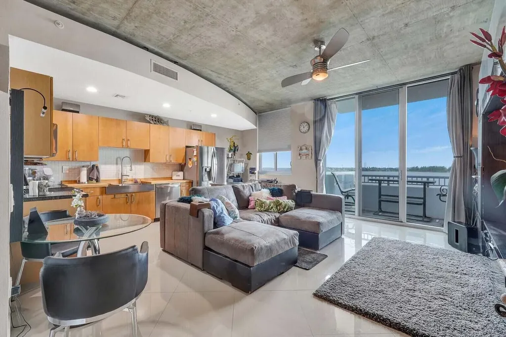 300 S Australian Avenue West Palm Beach FL 33401