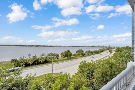 300 S Australian Avenue West Palm Beach FL 33401
