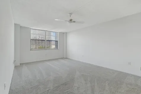 2851 Ne 183rd Street Aventura FL 33160