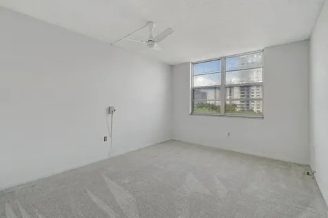 2851 Ne 183rd Street Aventura FL 33160