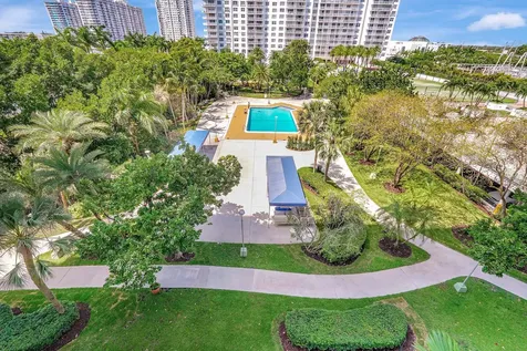 2851 Ne 183rd Street Aventura FL 33160