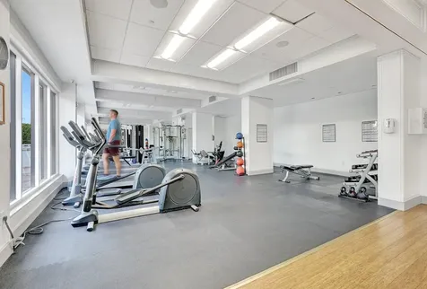 2851 Ne 183rd Street Aventura FL 33160