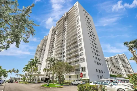 2851 Ne 183rd Street Aventura FL 33160